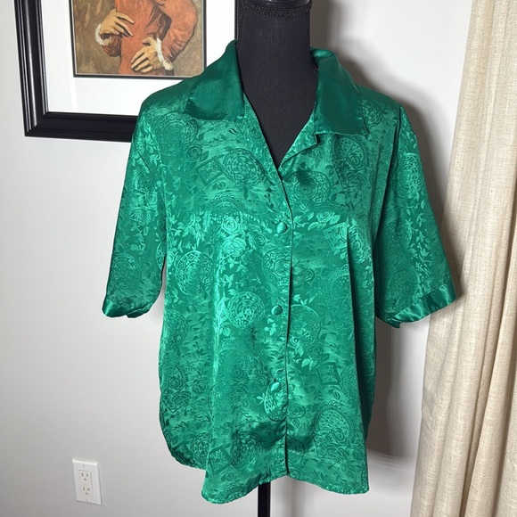 Vintage Victoria's Secret Satin Green Top - Picture 9 of 9